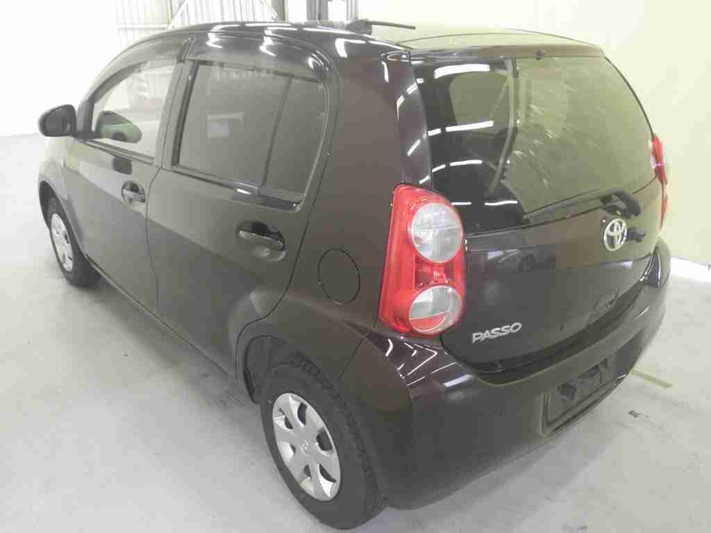 Toyota passo 2012